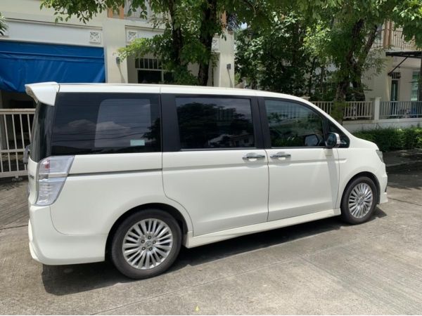 2013 HONDA STEPWGN SPADA 2.0 (ปี 09-16) 2.0 JP WAGON AT 790,000.00 บาท