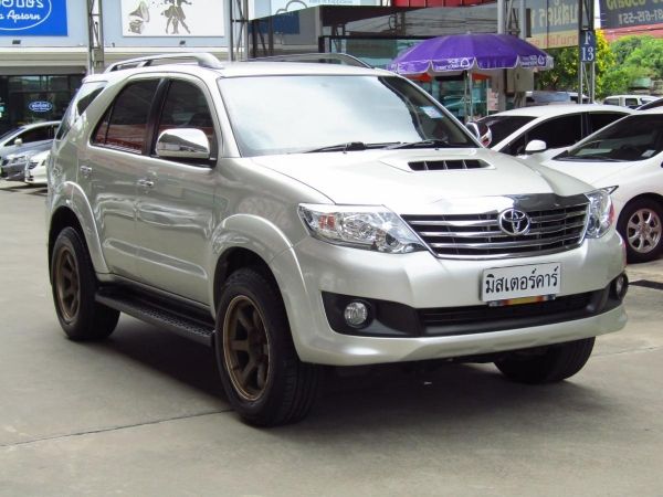 TOYOTA FORTUNER 2.5G VN Auto/ 2013