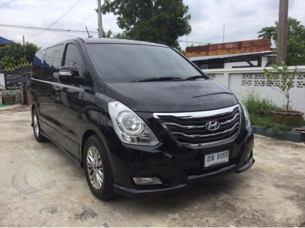 Hyundai H-1 ELITE 2013  เกียร์ออโต้ ดีเซล