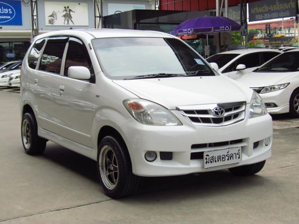 AVANZA 1.5 E Auto /2011