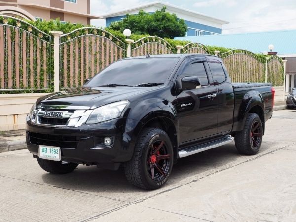 ISUZU D-MAX ALL NEW SPACECAB HI-LANDER 2.5 VGS Z DVD ปี 2013 เกียร์MANUAL สภาพนางฟ้า