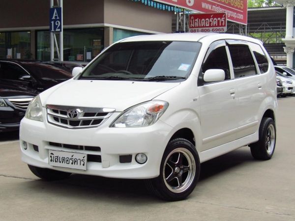 TOYOTA AVANZA 1.5E 2011/ออโต้