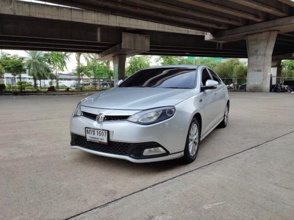 ปี2015 MG 3 1.5 x sunroof รถสวยพร้อมใช้