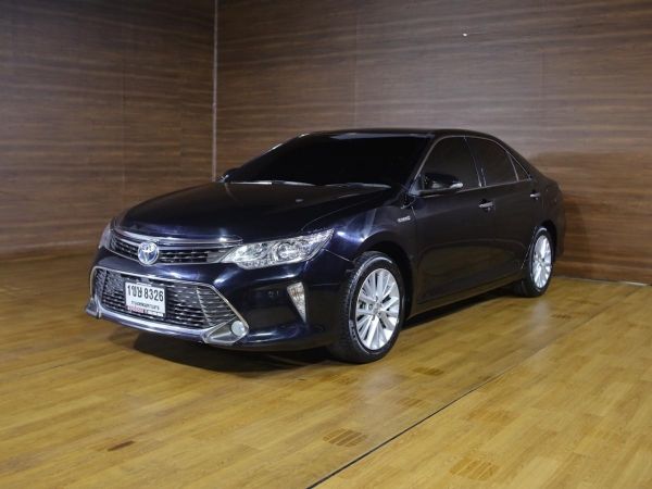 TOYOTA CAMRY โฉมปี (15-17) HYBRID 2.5 [Navigator] ปี 2021