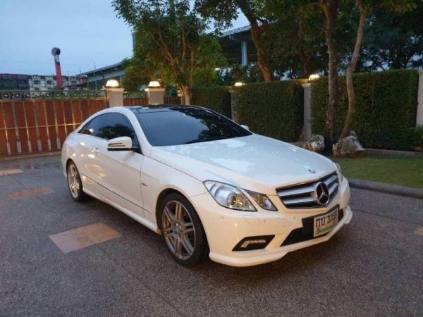 Mercedes Benz E200 CGI COUPE AMG Sport  2012