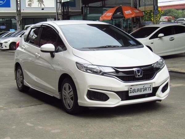 HONDA JAZZ 1.5 S 2017/เกียร์ออโต้/ผ่อนศูนย์เปอร์เซนนาน6เดือน