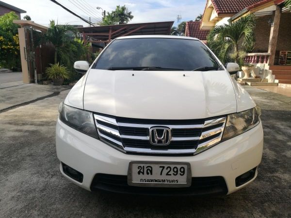 ขายฮอนด้าซิตี้ Honda City ปี 2012 สภาพดี สีขาว ออโต้