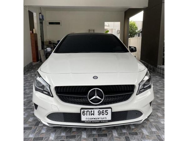 Mercedez Benz CLA200 ปี2017 1.6 urban สภาพดี เจ้าของขายเอง