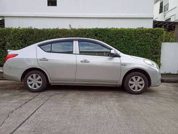 Nissan Almera 1.2 E CVT ปี 13 รูปที่ 0