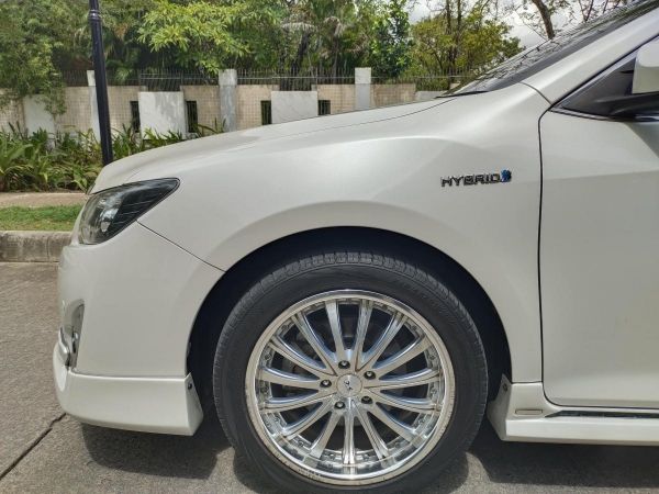 TOYOTA CAMRY HYBRID 2.5 DVD 2013