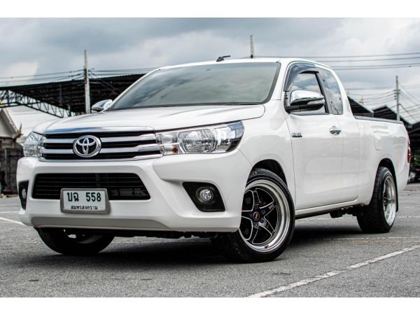 รถบ้านแท้ ต่อป้ายแดง 2017 Toyota Hilux Revo 2.4 E ดาวน์0%