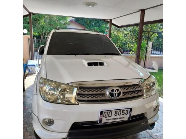 ????Toyota Fortuner 3.0 V 2wd ปี2011 รูปที่ 0