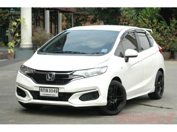 2017  HONDA JAZZ 1.5 S *รถมือเดียว สภาพดี *ฟรีดาวน์ แถมประกันภัย