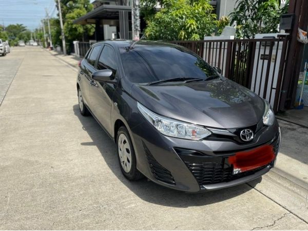 รถ toyata yaris 5 ประตู ปี 2020