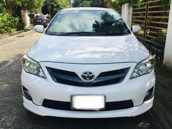 Toyota Altis 1.8E ปี 2012 สีขาว รูปที่ 0