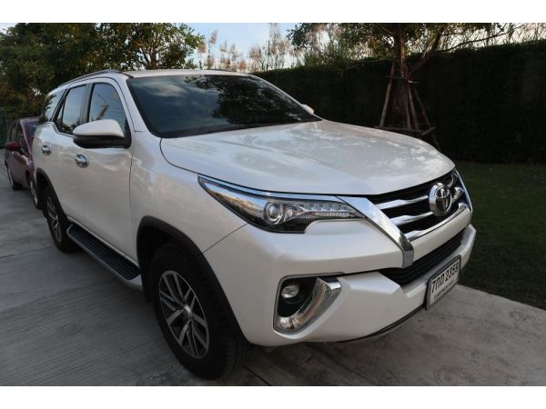 2018 Toyota Fortuner 2.4 V SUV AT 2WD Diesel รูปที่ 0