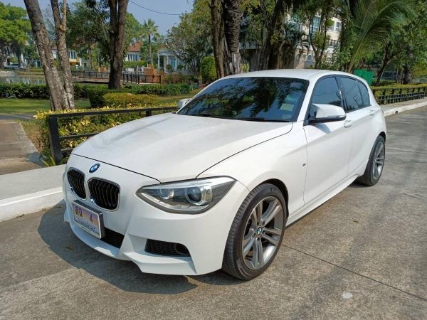 BMW 116i  M-Performance Sport Package แท้ๆ ออกป้ายแดง Full Option เต็มสุดๆ จากBMW Thailand  รุ่นหลังสุด