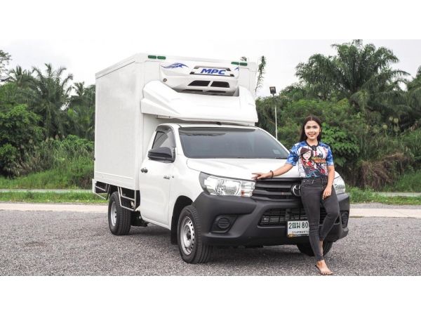 TOYOTA REVO SINGLE CAB 2.4 J ปี 2018 สีขาว