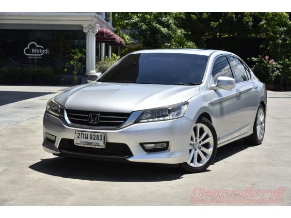 รุ่นท็อปสุด 2013 HONDA ACCORD 2.4 TECH *ดบ.เริ่ม 2.79% ฟรีดาวน์ แถมประกันภัย