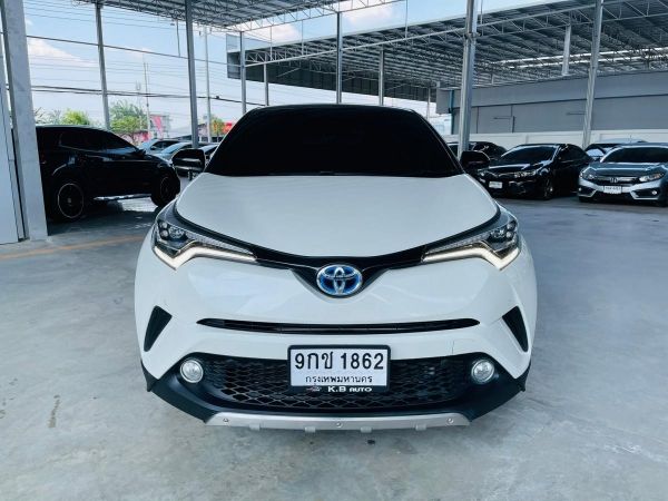 TOYOTA CH-R HV Mid ออโต้ ปี2019 รูปที่ 0