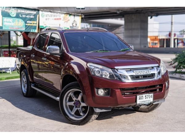 ISUZU D-MAX V-CROSS 3.0V 4X4 รถสวยรถดี รับประกันคุณภาพ พร้อมจบทุกเงื่อนไข