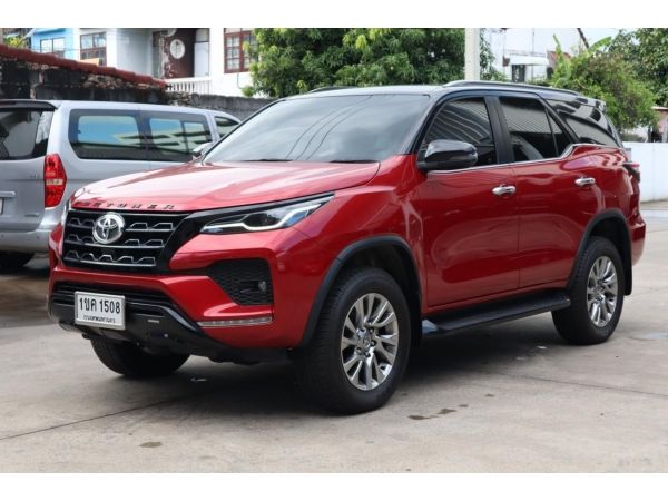 รูปของ Fortuner 2.4 V ปี 20 รถทดลองขับจากโตโยต้ามอเตอร์ ฟรีดาวน์ ผ่อนเดือนละ 19,xxx.-