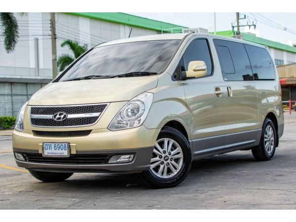 HYUNDAI H-1 MAESTRO DELUXE 2.5L รถบ้านสภาพดีเยี่ยมพร้อมใช้งาน เกียร์ออโต้ ไมล์แท้ ไม่มีชนหนัก รูปที่ 0