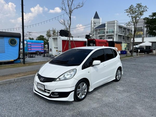 ขายรถHonda Jazz 1.5 s I-vtec ปี2012