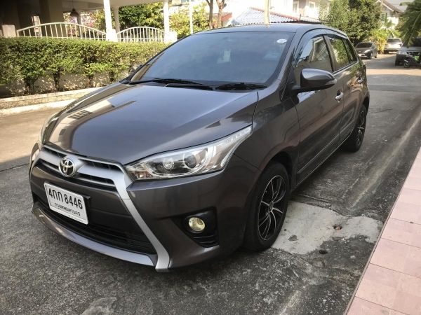 Toyota Yaris 1.2G auto 2015