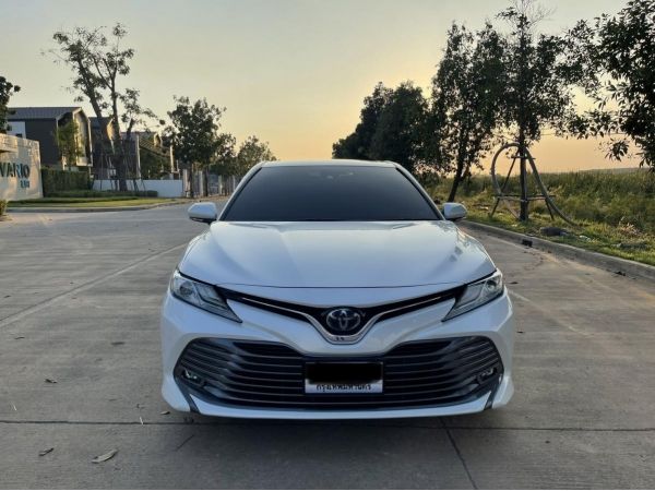 TOYOTA CAMRY 2.5 HV Premium 2018 เครื่องยนต์ : 2500cc  รถเจ้าของขายเอง สภาพดีครับ รถรุ่นท็อป