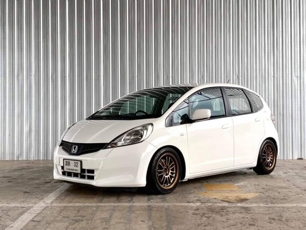 Honda Jazz GE 1.5 S i-VTEC M/T 2011 รูปที่ 0