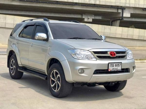 สวย ถูก ดี พร้อมใช้ TOYOTA FORTUNER 2.7 V 4WD 2007