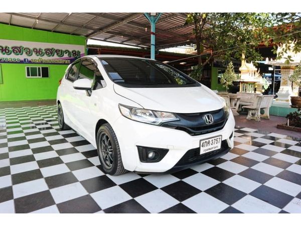 HONDA JAZZ GK 1.5 i-vtec มือเดียวออกห้าง ไมล์แท้เช็คศูนย์