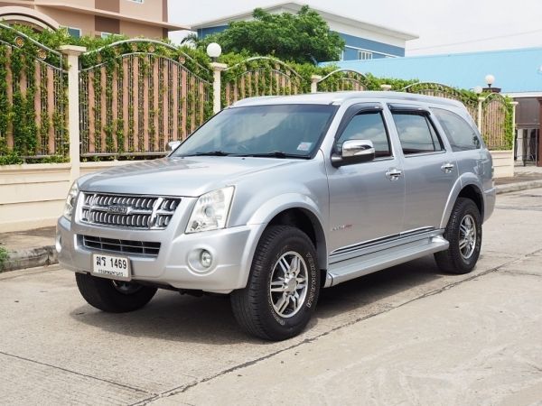 ISUZU MU7 3.0 PRIMO SUPER TATANIUM (DVD) ปี 2012 เกียร์AUTO สภาพนางฟ้า