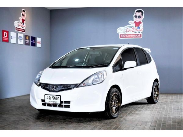 HONDA JAZZ 1.5V เกียร์AT ปี13