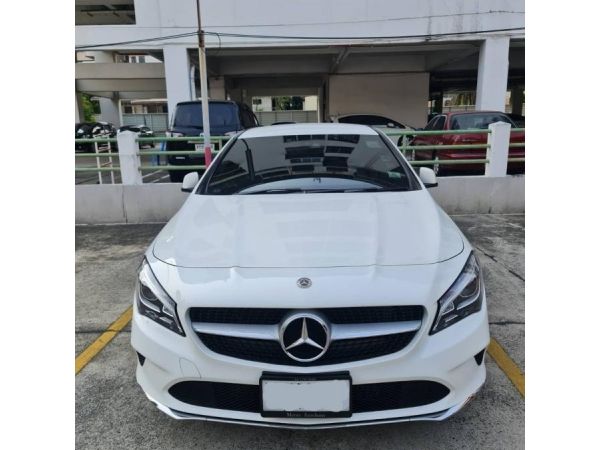 Mercedes-Benz CLA200 Urban 2018 รุ่น Facelift เจ้าของขับเองไมล์แค่ 17,000 กม