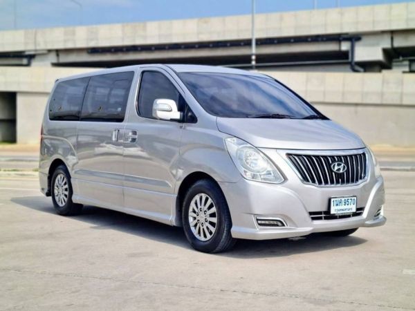 2017 HYUNDAI H-1, DELUXE โฉม ปี08-18