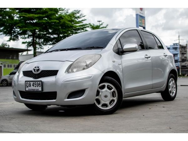 TOYOTA YARIS 1.5E 5ประตู รถผู้หญิงใช้งาน ไมล์วิ่งน้อยมาก รับประกันโครงสร้างเดิมไม่มีชน