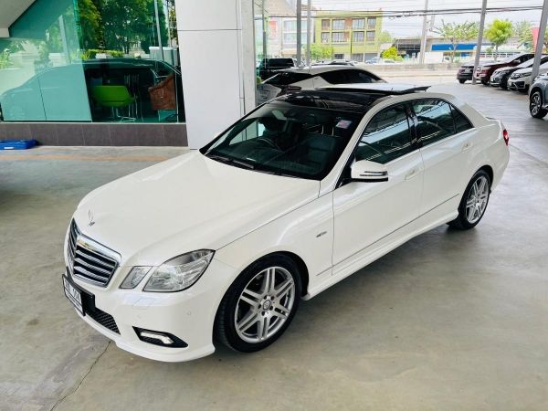 MERCEDES BENZ E250 CGI Avantgarde AMG Sunroof  รถปี 2012