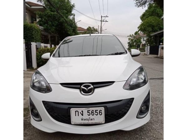 MAZDA 2 S Sport 5ประตู ปี 12 สีขาว วิ่งน้อย 76,XXX KM. รถบ้านเจ้าของเดียว สภาพนางฟ้า