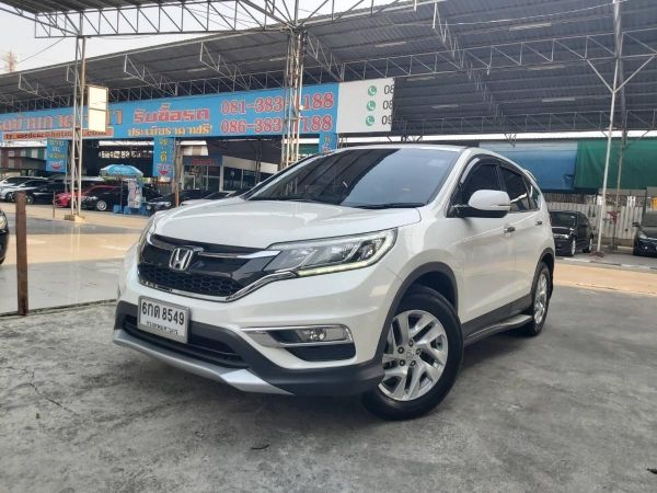 HONDA CRV 2.0 E 4WD ปี2016 สีขาวมุก รถมีประวัติเข้าศูนย์ตลอดไม่เคยติดแก๊ส มือเดียวออกห้างป้ายแดง