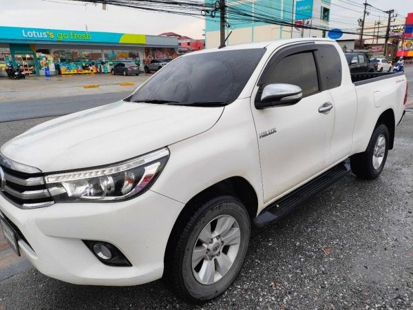 2016 Toyota Hilux Revo 2.4 SMARTCAB Prerunner E Plus Pickup