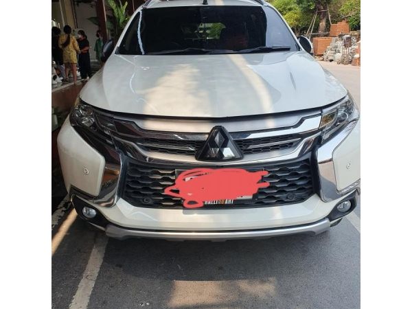 เจ้าของขายเอง MITSUBISHIT PAJERO SPORT 2.4GT 4WD ปี2015