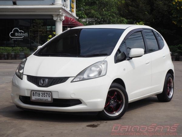 2009 HONDA JAZZ 1.5 S *ใช้เงิน 5 พันบาทออกรถ ฟรีดาวน์ แถมประกันภัย