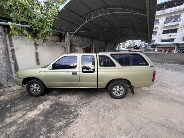 NISSAN FRONTIER 2.7 2004