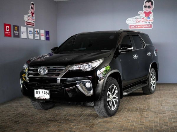TOYOTA FORTUNER 2.8V 2WD NAVI เกียร์AT ปี17 รูปที่ 0