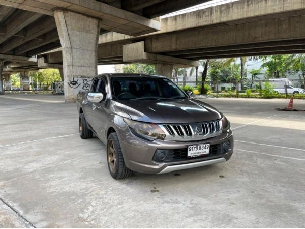 Mitsubishi Triton 2.4 GLX Double-Cab