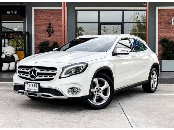 Mercedes Benz GLA200 AMG ปี 2018