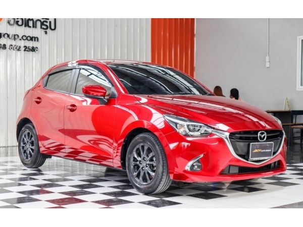 ฟรีทุกค่าดำเนินการ✨ดอกเบี้ยเริ่มต้นเพียง 2.69%✨MAZDA 2 SKY ACTIV 1.3 HIGH CONNECT