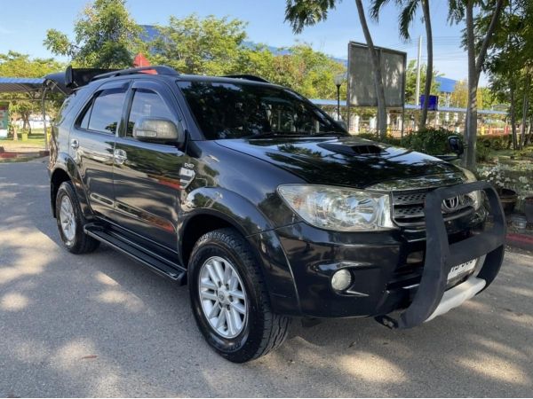 Toyota Fortuner 2.5G รถบ้าน